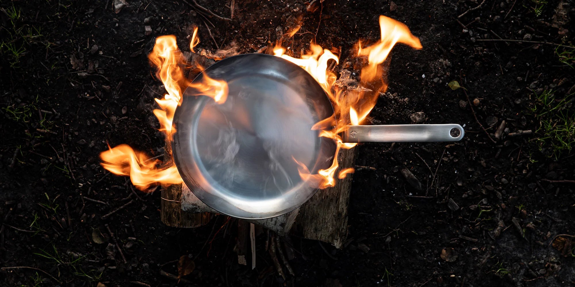 Carbon steel frying pan: The best pan for outdoor cooking