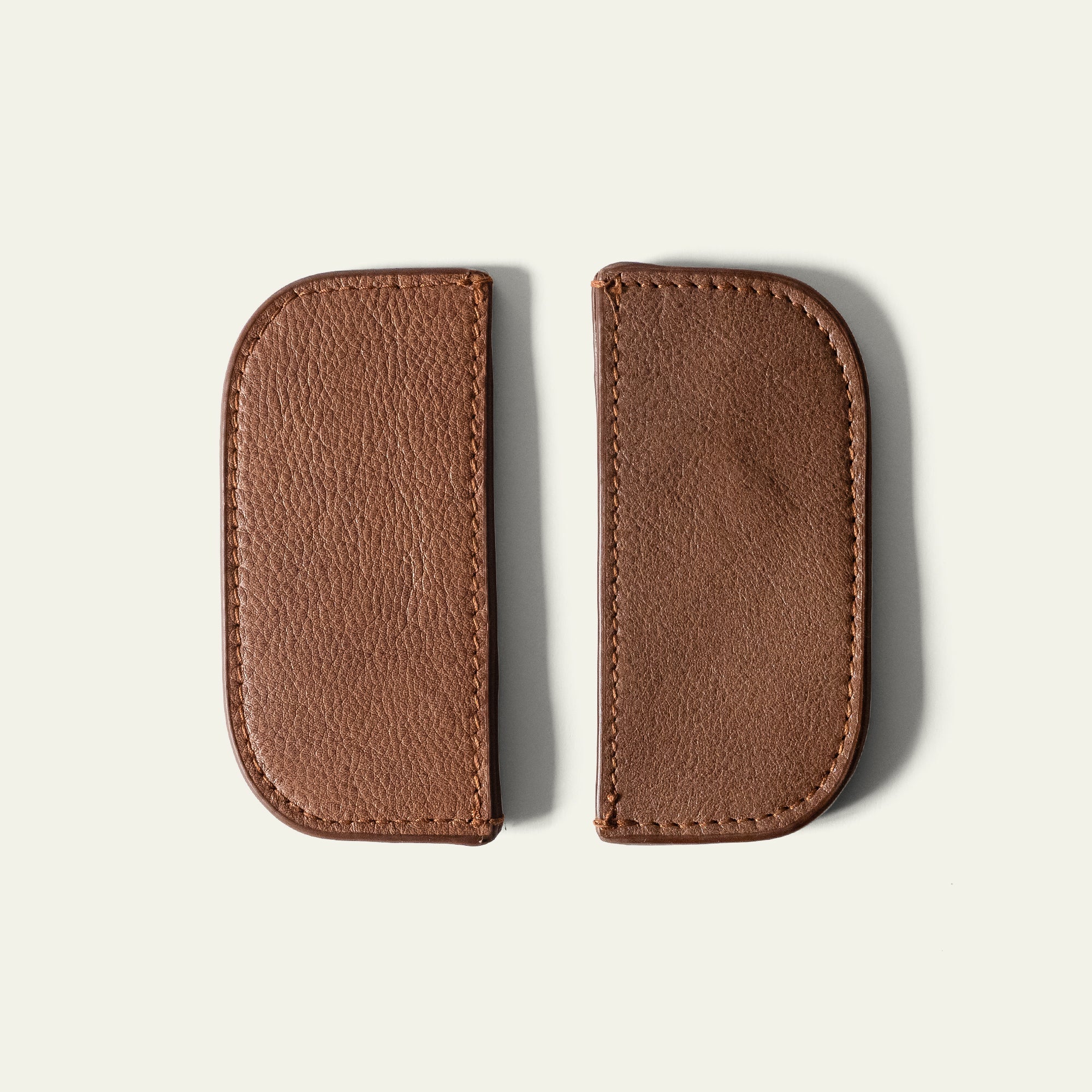 Läderhandtagsskydd för stekplatta